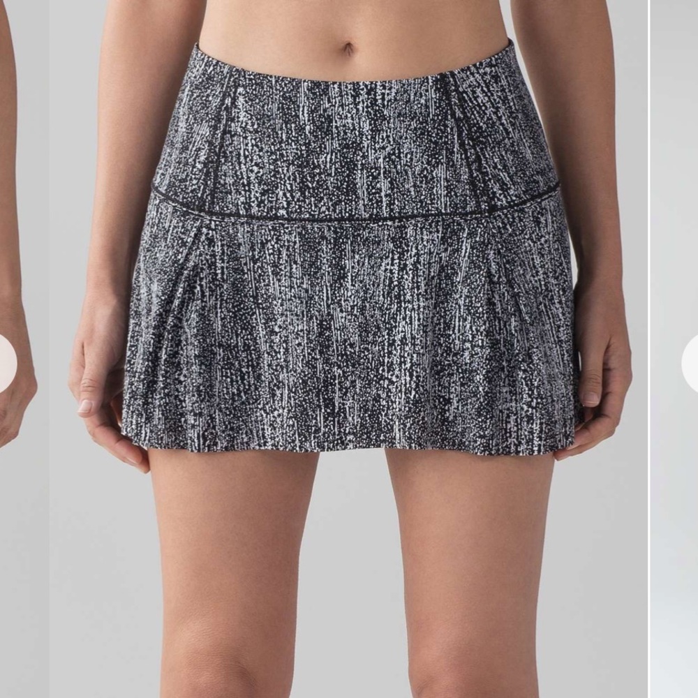 Lululemon Lost in Pace skirt